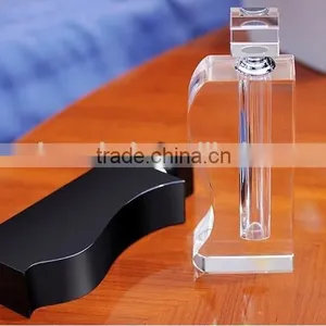 Wholesale Beautiful Brand Custom Crystal Glass Perfume Bottle for Gift thumbnail-1