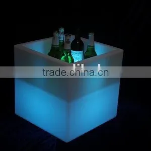Led Illuminated Rectangle or Square or Tall Round Big Beer Ice Bucket thumbnail-4