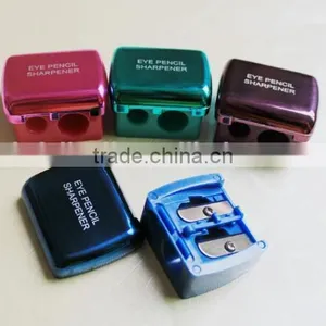 Doulbe Holes Plastic Cosmetic Pencil Sharpener For Eyebrow Lip Liner Eye Liner With Cleaner thumbnail-3