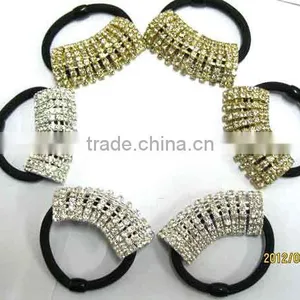 Hair Band With Diamonds thumbnail-1