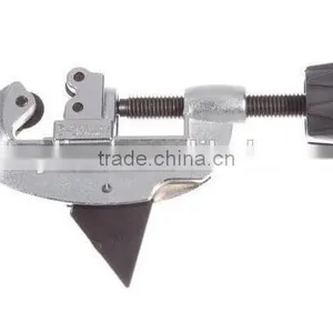 BERRYLION High Quality Clamp Style PVC Cutter for Air Conditioner Repairing thumbnail-1