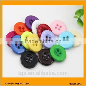 Cheap Round 17.5mm 4-Holes Colored Plastic Garment Shirt Button thumbnail-1