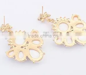 Fashion Contracted Joker White Earrings thumbnail-6