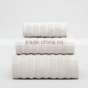 Cheap High Quality Soft 100% Cotton Bath Towel Set thumbnail-5