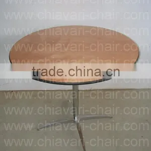 Cocktail Table thumbnail-1