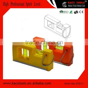 Two Bubble Pocket Plastic Box Spirit Level thumbnail-2