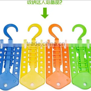 Portable Folding Plastic Clothing Coat Hanger Travel Foldable Hanger/Clothes Rack thumbnail-2