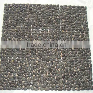 Black Polished River Pebble Mosaic thumbnail-1