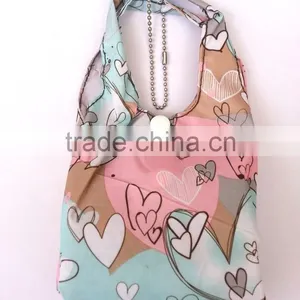 Wholesale Reusable Foldable Portable Folding Tote Shoulder Shopping Bag With Small Pouch thumbnail-6