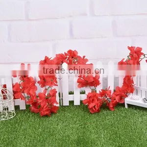 Artificial Hanging Vine Plant Silk Leaf Garland thumbnail-3