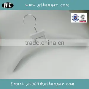 HA7046 Large Strong Plastic Hanger Men Coat Velvet Clothing Hanger Supplier's Choice thumbnail-4