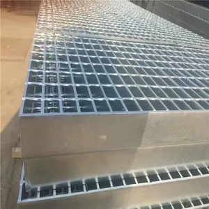 Hot Dipped Galvanised Grid Mesh Flooring For Rain Gutter Treads Steel Grating thumbnail-1