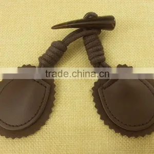 PU Toggle Button for Coats - -T1536 thumbnail-2