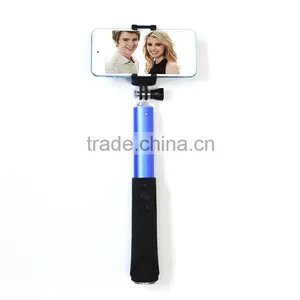 Selfie Stick With Bluetooth Shutter Button Portable Selfie Stick With Zoom thumbnail-3