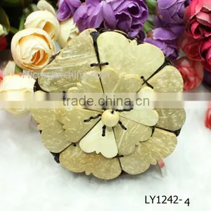 2016 New Designs in Stock Wholesale Coconut Shell Handbag Quality Choice thumbnail-5