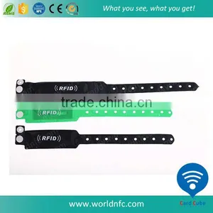 Disposable RFID PVC/ Vinyl Wristband for Party or Event thumbnail-1