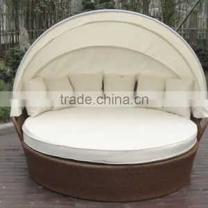Rattan Round Outdoor Lounge Bed With Canopy thumbnail-3