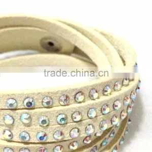 High Quality Bracelet, PU Leather Bracelet With Crystal Gem Decoration thumbnail-4