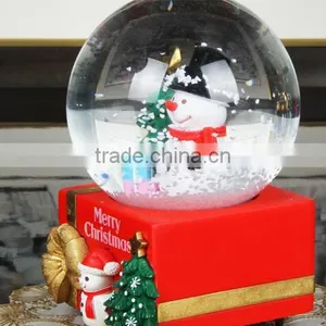 Hot Sale Musical Snow Globe Christmas Gifts Snow Globe Christmas Decoration Snow Globe thumbnail-2