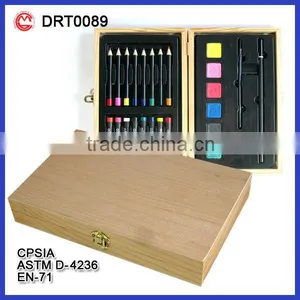 Gift Set of Wooden Case thumbnail-1