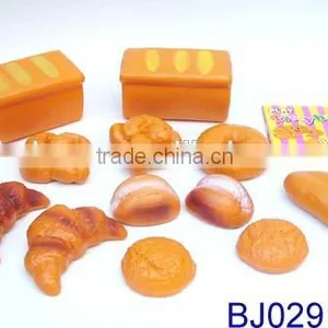 Life Sized 12pcs Bread Set Pretend Food Toy Playset thumbnail-1
