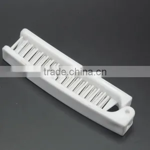 Mini Plastic Foldable Travel Portable Comb thumbnail-1