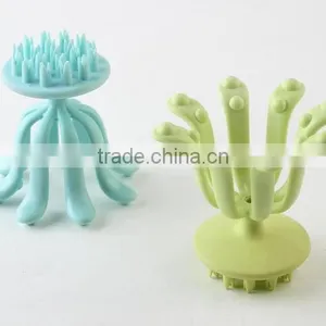 Dahoc New Special Promotional Hand Held Octopus Head Massager Bush Comb thumbnail-3