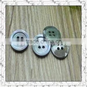 Wholesale Designer Troca Shell & Mother of Pearl Buttons thumbnail-1
