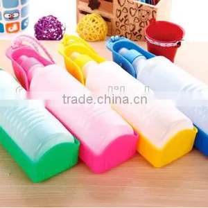 New Design Portable Foldable Plastic Feeding Bowl Dog Cat Travel Pet Water Bottle ,pet Water Feeding Bottle thumbnail-4