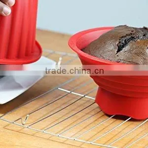 High Quality Non-stick Silicone Jumbo Cupcake Mold With Cover thumbnail-5