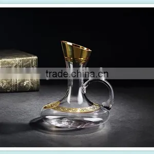 2016 New Design Gold Rim Decoration Wine Decanter Home Use Glass Wine Decanter for Sale thumbnail-1