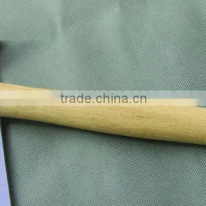 Factory Price Hand Tools British Type Wood Handle Claw Hammer thumbnail-4