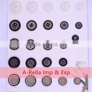 Round Shape 4 Holes Buttons for Garment Resin Materials thumbnail-2
