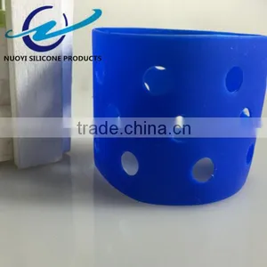 Individuality Hollow Out Short Silicone Cup Sleeve thumbnail-3