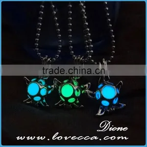 Hot Selling Luminous Jewellery Glow Star Necklace Pendant thumbnail-2