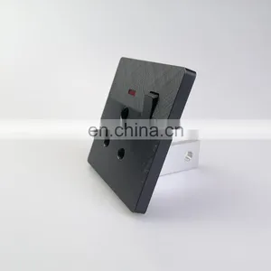 Hot Selling Senior Black Household Wall Socket Copper Electrical Accessories Power Indicator New Style Socket thumbnail-4