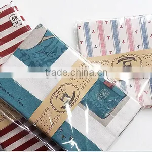 Cotton and Linen Printed Tablecloth thumbnail-3