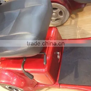 Comfortable and Rotatable Seat Electric Wheelchair With Driving Lamp thumbnail-2