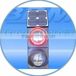 Environmentally-friendly Solar Led Traffic Light With 5mm LED thumbnail-2