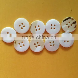 Freshwater Shell Button for Garment thumbnail-3