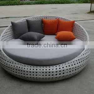 Leisure Rattan Outdoor Furniture Wicker Round Bed Garden Furniture thumbnail-5