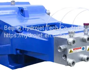 Triple Plungers Uni-one® Inner Gearbox Pump HJ40 SERIES 20KPSI thumbnail-1