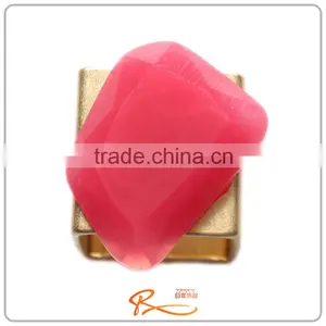 New Design Good Looking Fashion Jewelry Red Rings Large Resin Stone for Women's Rings thumbnail-1