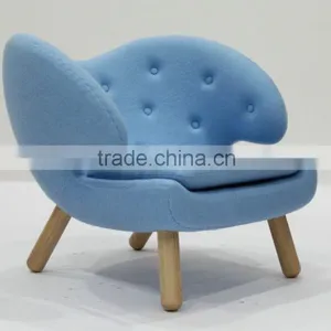 Replica Fiberglass Material Elegant Grace Cashmere Finn Juhl Pelican Chair With Solid Wood Frame thumbnail-6
