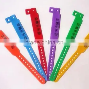 MDW1370 High Quality Wholesale Plastic Lock Bracelet Pvc Wristband thumbnail-5
