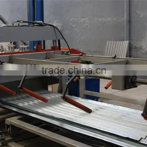 Steel Corrugated Roll Forming Machine thumbnail-5