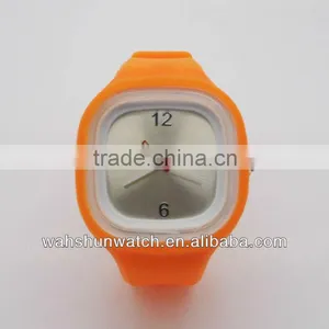 Wholesale Geneva Promotional Fashion Silicone Jelly Watch With China Movt thumbnail-1