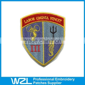 2015 Fashional Embroidered Patches Custom Woven Patch thumbnail-3