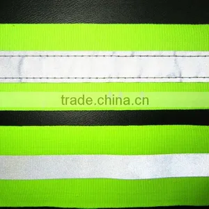 Green Color Reflective Warning Tape thumbnail-1