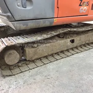 USED HITACHI EX60 JAPAN MADE CRAWLER EXCAVATOR thumbnail-2